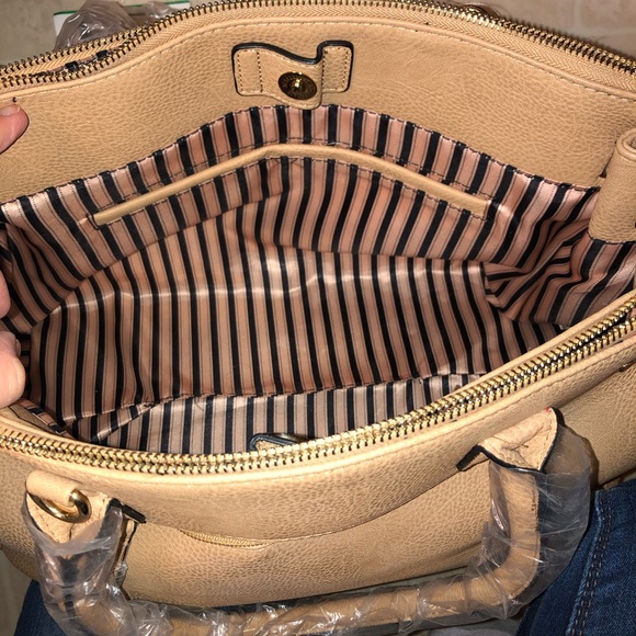 Ruby Blue Couture Isabelle Tote - Picture 5 of 7